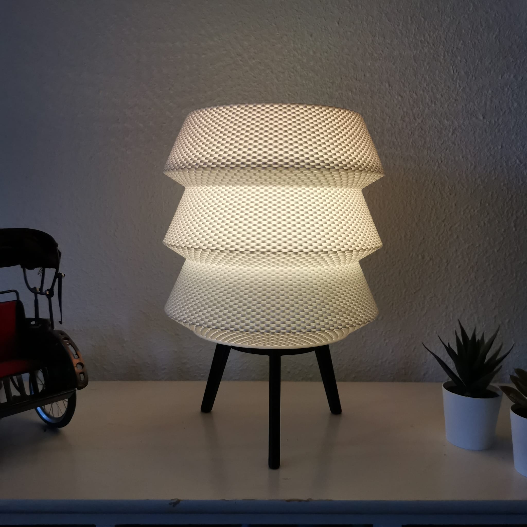 Dynasty Light