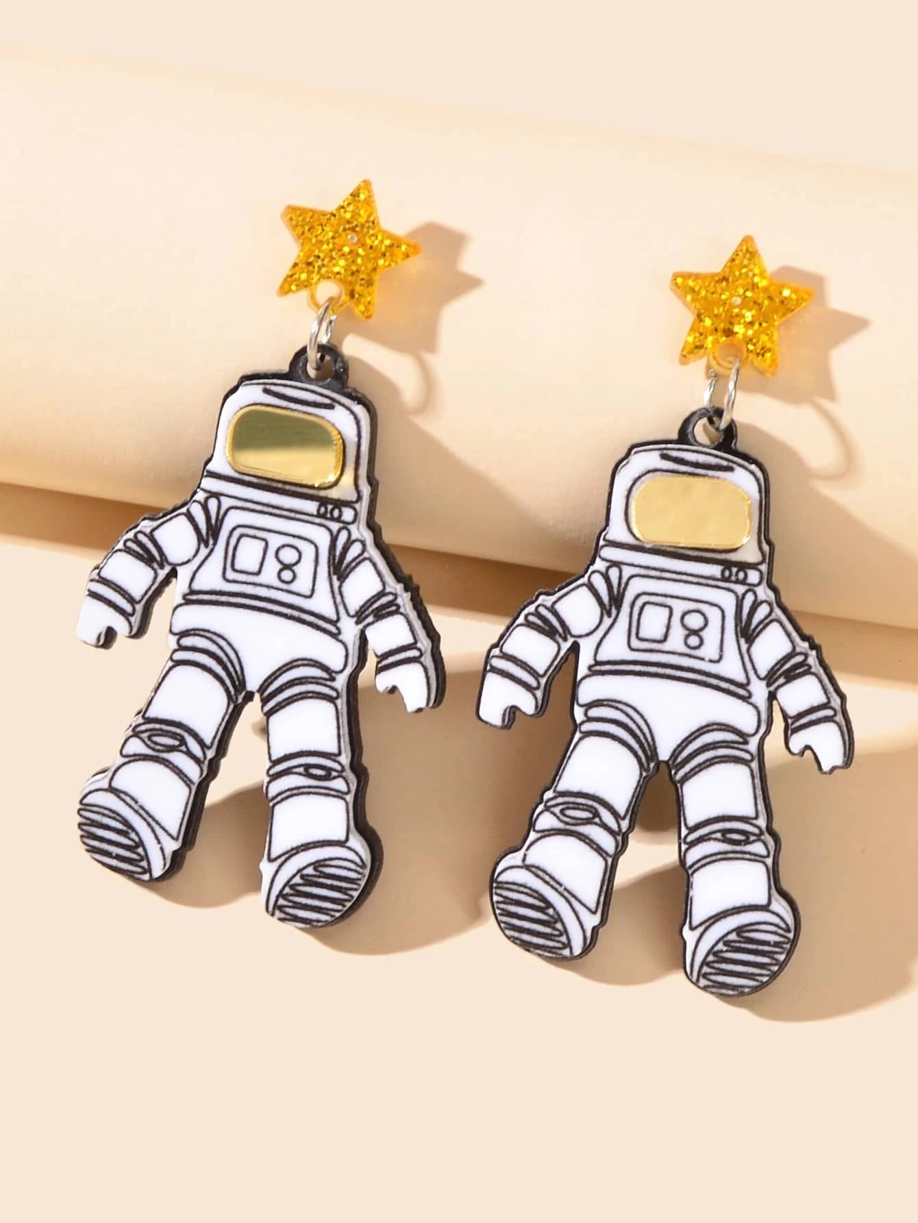 Creative Personality Accessories Resin Star Astronaut Statement Dangle