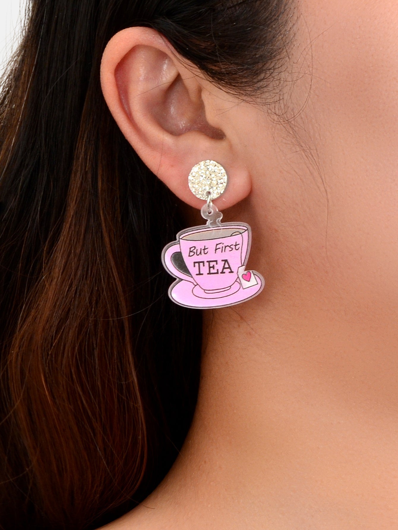 Personality Creative Acrylic Tea Cup Design Pendant Lightweight